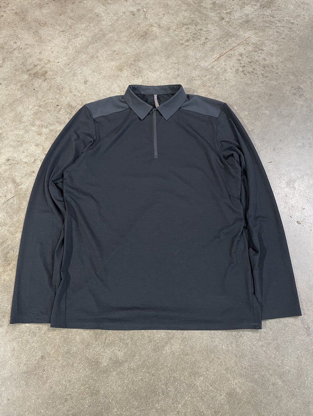 Arcteryx Veilance Frame Longsleeve polo Long Sleeve S 19x28